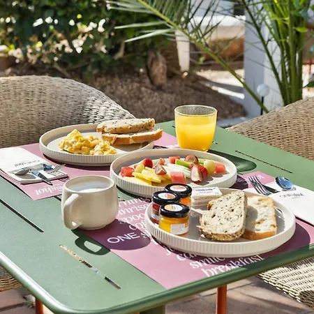 One Shot Buenavista Bed & Breakfast 4*