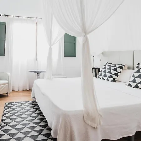 布埃纳维斯塔套房酒店 4*